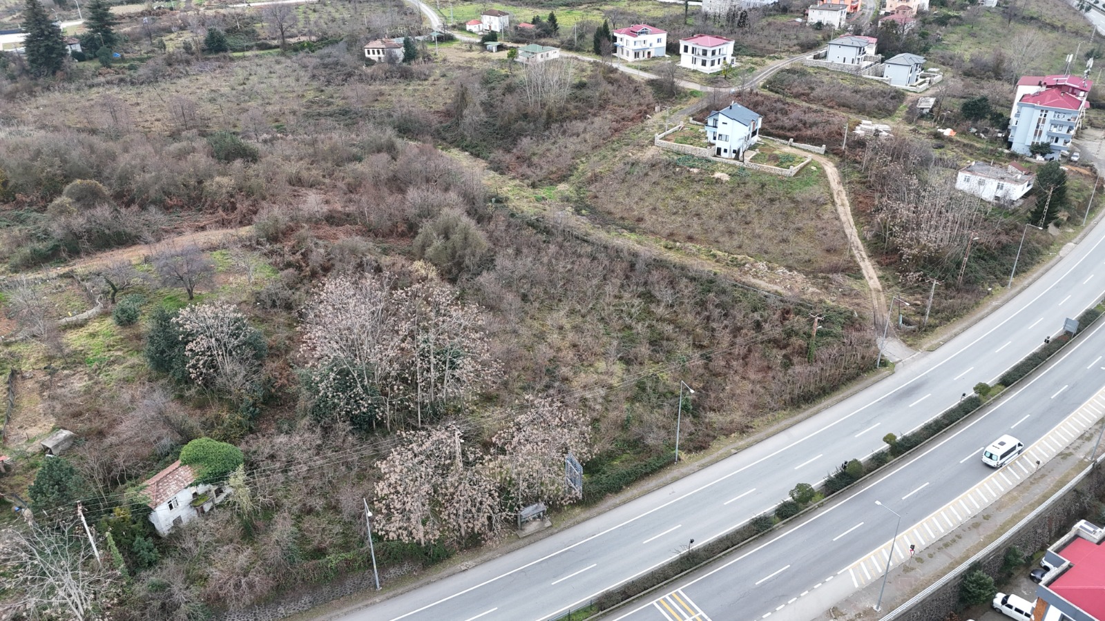 MABEL'DEN / ADACIK MH/ANAYOL CEPHELİ İMARLI ARSA